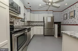 230 Aronimink Dr, Newark, DE 19711 - Photo 18