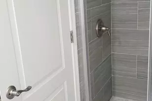 825 W 9th St, Wilmington, DE 19801 - Photo 8