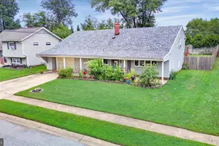 42 Lynch Farm Dr, Newark, DE 19713 - Photo 1