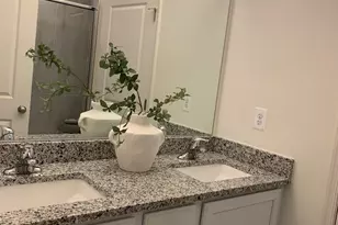 216 N Heron Circle, New Castle, DE 19720 - Photo 8