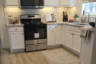 118 W Twenty Sixth St, Wilmington, DE 19802 - Photo 2