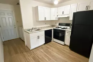 754 Red Clay Dr, Bear, DE 19701 - Photo 4