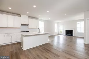 679 Mayfield Fls Dr, Newark, DE 19702 - Photo 4