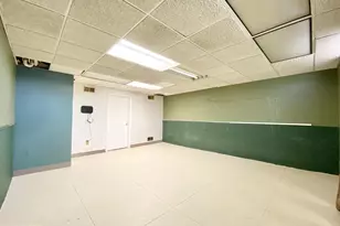 8 Commonwealth Ave, Claymont, DE 19703 - Photo 16