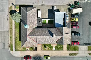 8 Commonwealth Ave, Claymont, DE 19703 - Photo 4