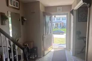 69 Scott Run Cir, Bear, DE 19701 - Photo 2