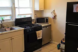 42 Oakmont Dr, New Castle, DE 19720 - Photo 4