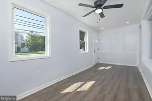 212 Lambson Ln, New Castle, DE 19720 - Photo 4