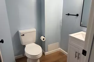 802 E 28th St, Wilmington, DE 19802 - Photo 14