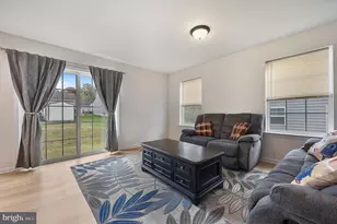 25 Mifflin Ave, New Castle, DE 19720 - Photo 8