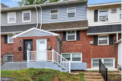 13 Oakmont Drive, New Castle, DE 19720 - Photo 1