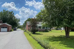 5125 Dupont Pkwy, Smyrna, DE 19977 - Photo 2