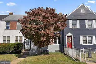 1327 Cypress Ave, Wilmington, DE 19805 - Photo 2