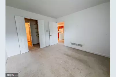 23 E Village Road, Newark, DE 19713 - Photo 8