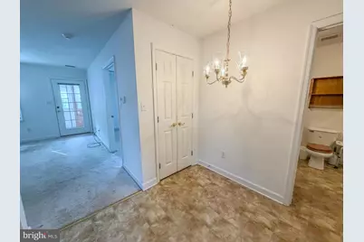 23 E Village Road, Newark, DE 19713 - Photo 4