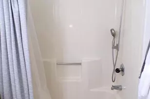 610 W 11th St, New Castle, DE 19720 - Photo 24