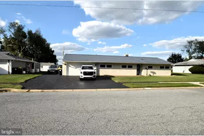 11 Kensington Lane, Newark, DE 19713 - Photo 1