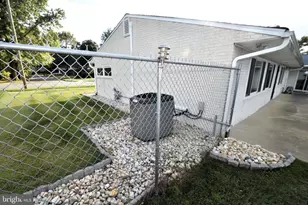 11 Kensington Ln, Newark, DE 19713 - Photo 34
