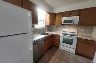 22 Julie Ln, Newark, DE 19711 - Photo 2