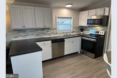 905 Laura Lee Circle #201, Bear, DE 19701 - Photo 4