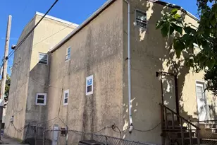 606 W 8th St, Wilmington, DE 19801 - Photo 8