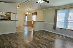 614 S Huckleberry Ave, Bear, DE 19701 - Photo 6