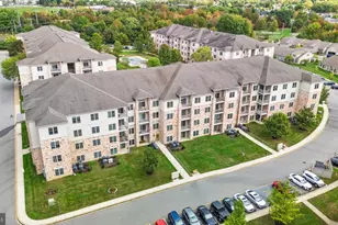 2000 Fountainview Cir, Newark, DE 19713 - Photo 1