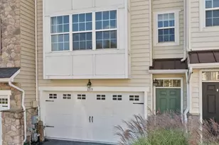 609 Jacobsen Cir, Newark, DE 19702 - Photo 2