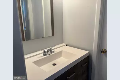 8 N Avon Drive, Claymont, DE 19703 - Photo 6