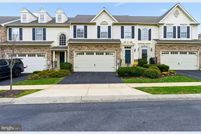 372 Cassell Court #372, Wilmington, DE 19803 - Photo 2