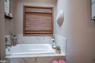 5502 E Timberview Ct, Wilmington, DE 19808 - Photo 38