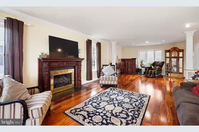 337 Nicholas Court, Wilmington, DE 19808 - Photo 2