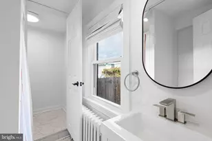 1909 W 10th St, Wilmington, DE 19805 - Photo 16