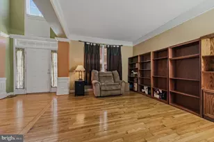 19 Hempstead Dr, Newark, DE 19702 - Photo 2