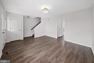 31 Memorial Dr, New Castle, DE 19720 - Photo 12