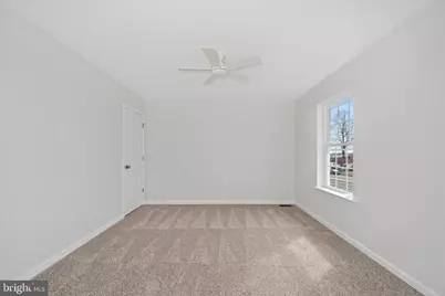 31 Memorial Drive, New Castle, DE 19720 - Photo 32