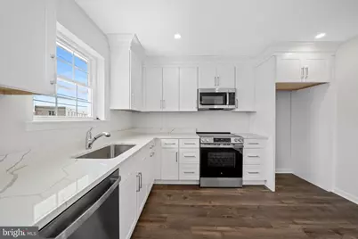 31 Memorial Drive, New Castle, DE 19720 - Photo 2