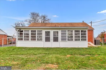 327 Pennewill Drive, New Castle, DE 19720 - Photo 4