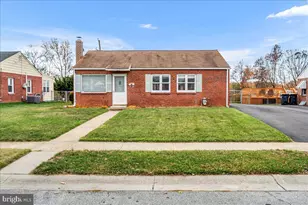 327 Pennewill Dr, New Castle, DE 19720 - Photo 2