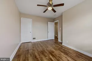 2111 N Locust St, Wilmington, DE 19802 - Photo 12