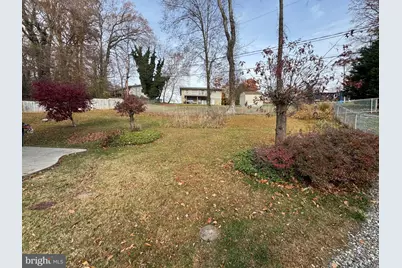 120 Hilldale Court, Claymont, DE 19703 - Photo 2