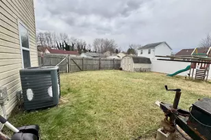 8 Honeysuckle Dr, Newark, DE 19702 - Photo 28