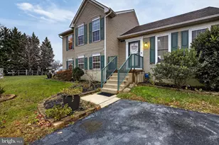 107 Rushmore Ct, Bear, DE 19701 - Photo 2