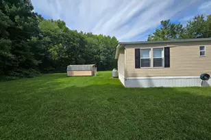 731 N Huckleberry Ave, Bear, DE 19701 - Photo 34