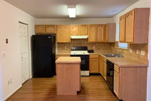 114 Couples Dr, Newark, DE 19702 - Photo 2