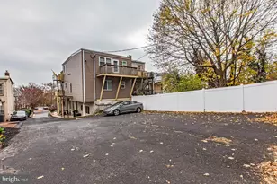 811 N Van Buren St, Wilmington, DE 19806 - Photo 2