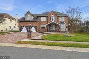 21 E Moyer Dr, Bear, DE 19701 - Photo 2