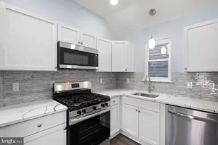 204 S Dupont Rd, Wilmington, DE 19804 - Photo 2