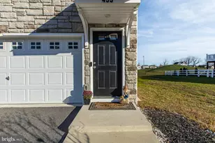 433 Wyatt Dr, Townsend, DE 19734 - Photo 2