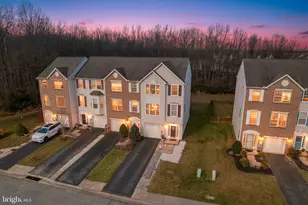 25 Shawn Ln, Bear, DE 19701 - Photo 1